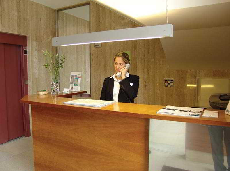Hotel Apartamentos Ciudad De Lugo Interior photo